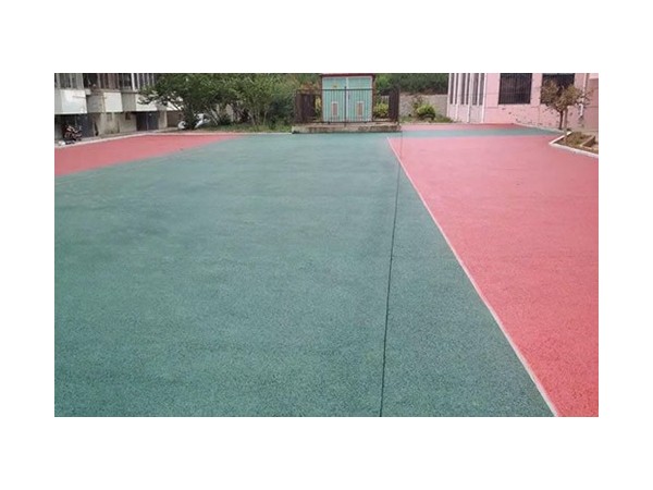 详细介绍彩色透水地坪路面施工流程